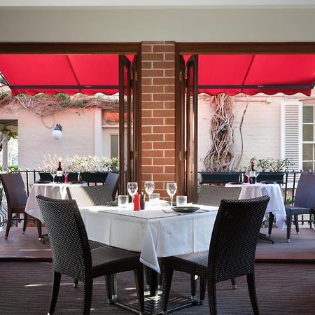 Ramada By Wyndham Brisbane Windsor Hotel Bagian luar foto