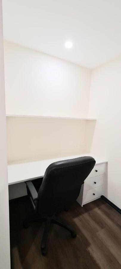 Ramada By Wyndham Brisbane Windsor Hotel Bagian luar foto