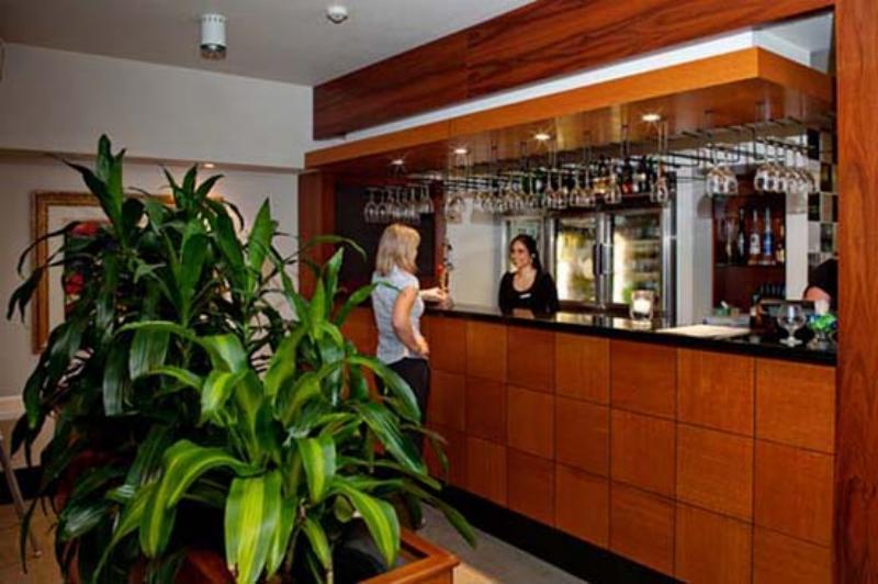 Ramada By Wyndham Brisbane Windsor Hotel Bagian luar foto